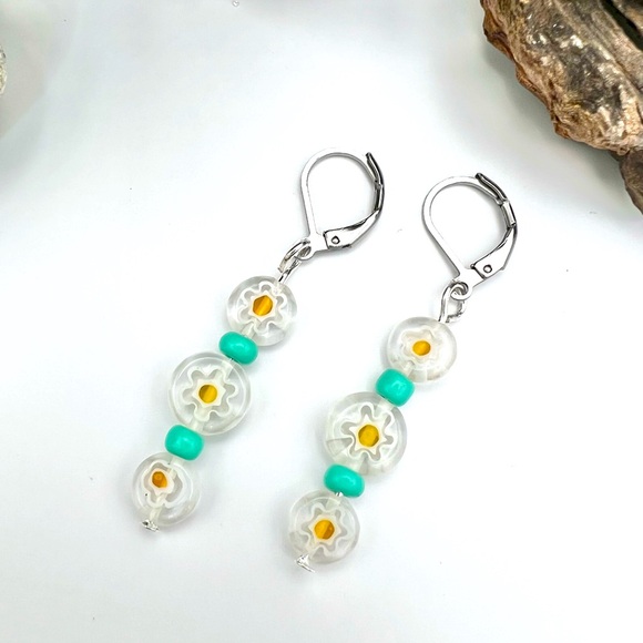 LAMPWORK SPRING EARRINGS - Picture 1 of 7